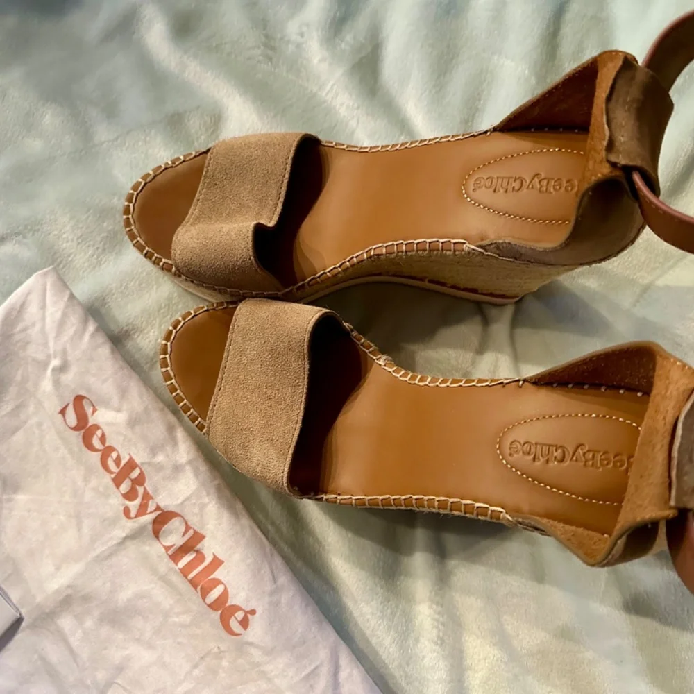 See By Chloe suede espadrille wedge sandal size 8